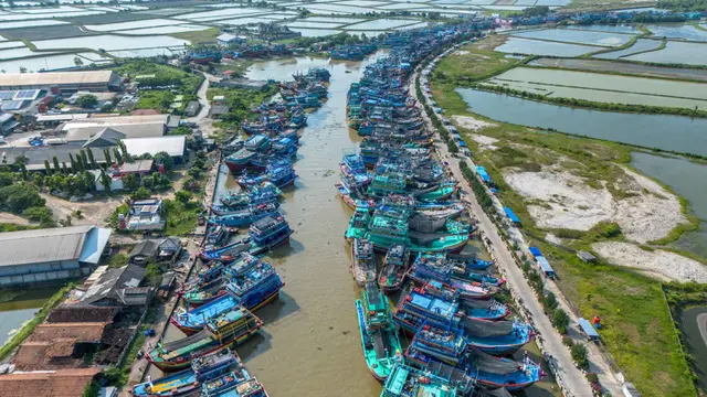 Syarat Nelayan Bisa Akses Harga Khusus Solar Nonsubsidi Rp 15.000 per Liter image 2
