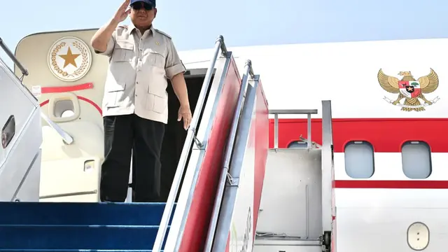 Prabowo Ungkap 3 BUMN Pertahanan Sempat Mau Dijual ke Asing image 5