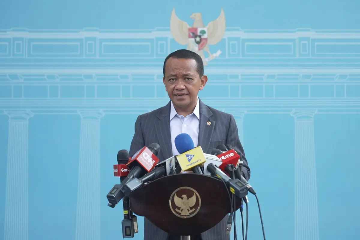 Bahlil Lahadalia Ungkap Penyebab Antrean Panjang BBM di Sumut image 0
