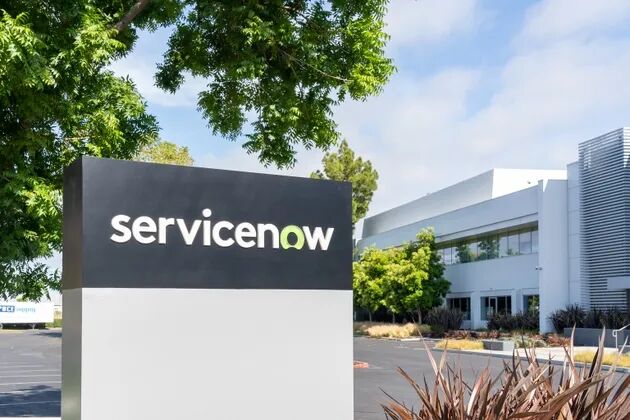 ServiceNow drops from 211 to 99: Why is a "work order selling" company still worth your attention? image
