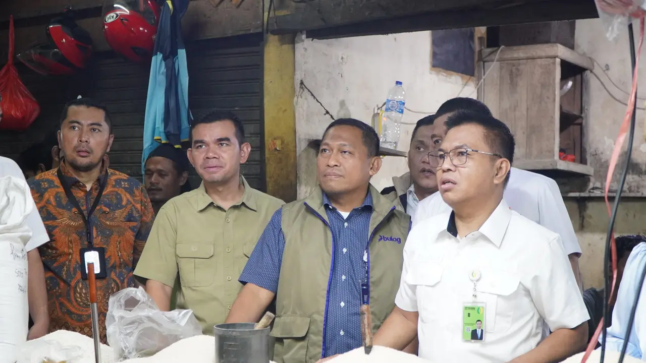 Bapanas Tegaskan Beras Premium Tidak Langka image 0