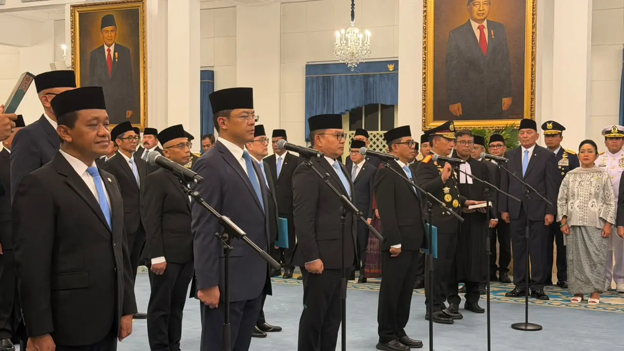 Reshuffle Kabinet, Prabowo Lantik Dua Wakil Menteri Keuangan image 0