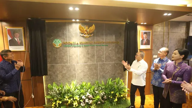 Zulkifli Hasan: Perdagangan Karbon Bukan Sekadar Bisnis, Harus Bikin Masyarakat Sejahtera image 4