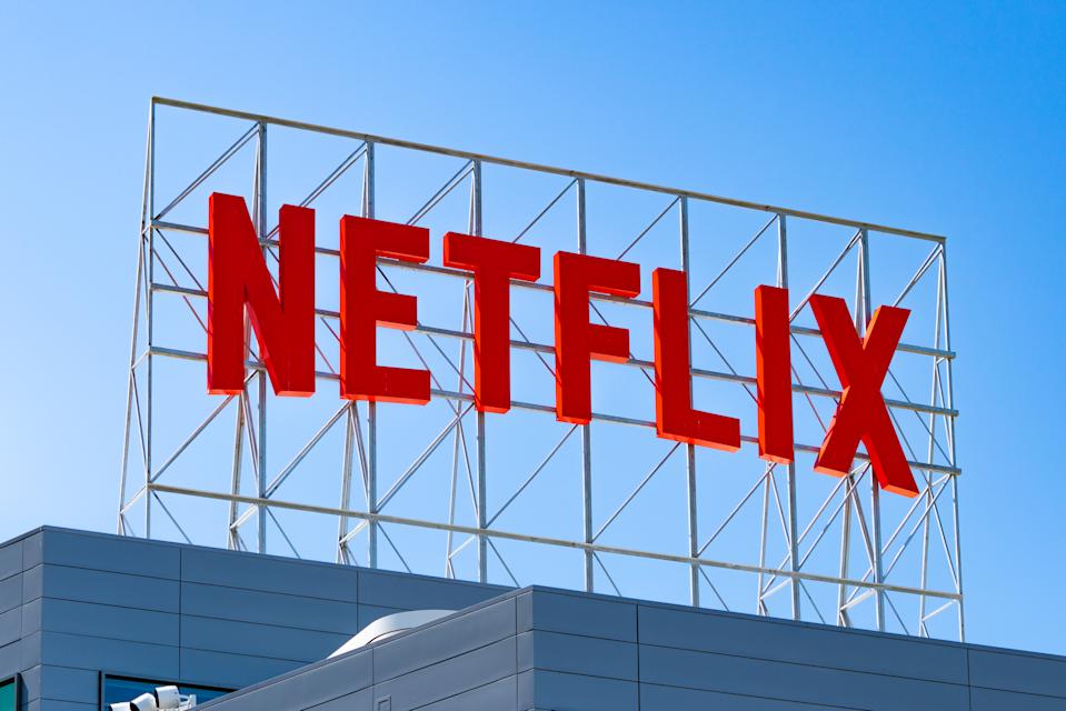Why did Netflix decide not to proceed with its acquisition of Warner Bros.?