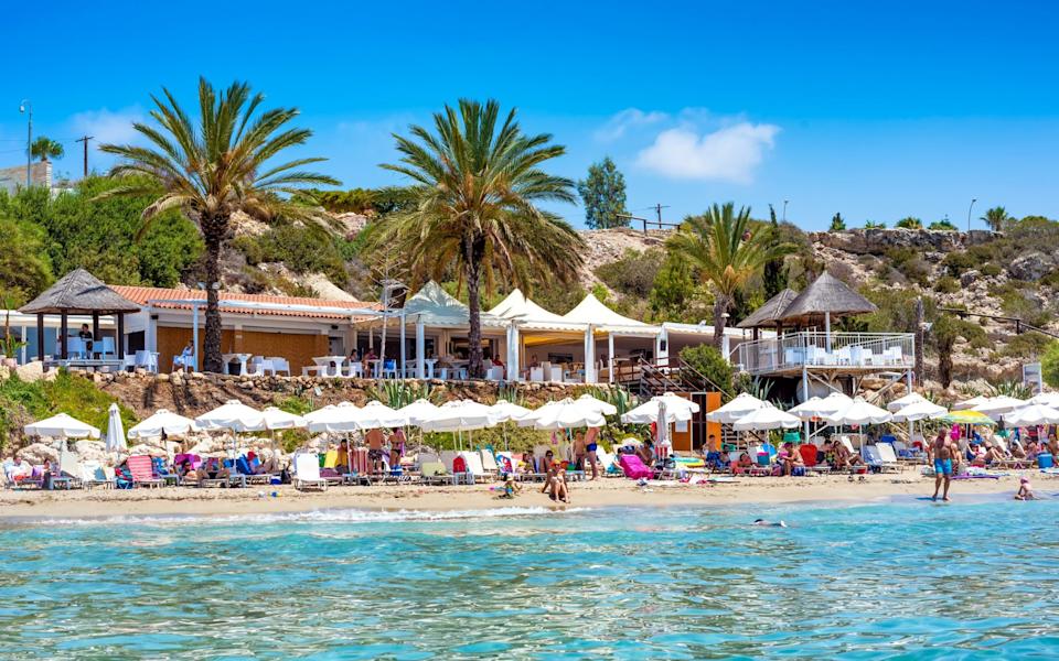 Бронирования отдыха на Средиземном море резко сократились из-за опасений по поводу конфликта