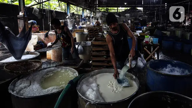 Perajin Tahu Tempe Keluhkan Beban Biaya Produksi Naik image 3