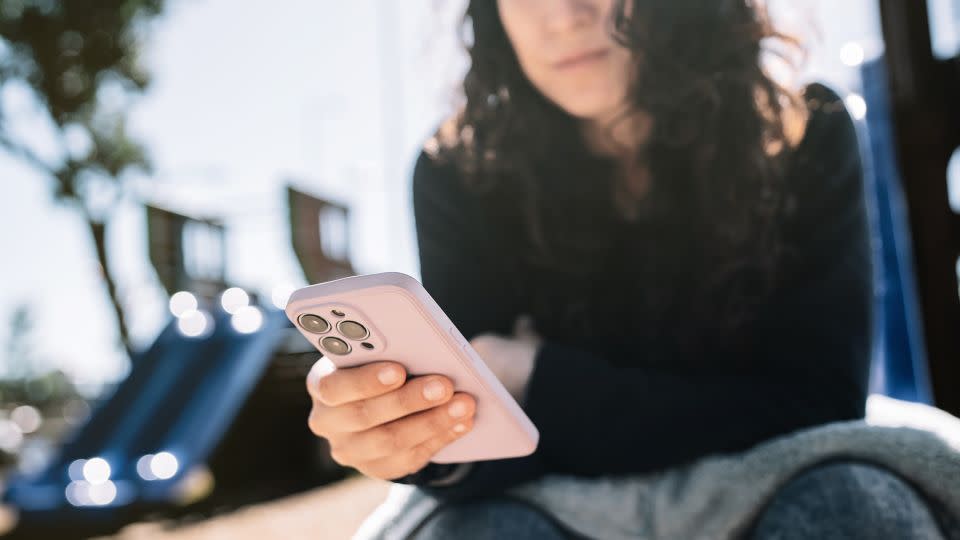 Handling your finances during periods of elevated geopolitical uncertainty and market fluctuations