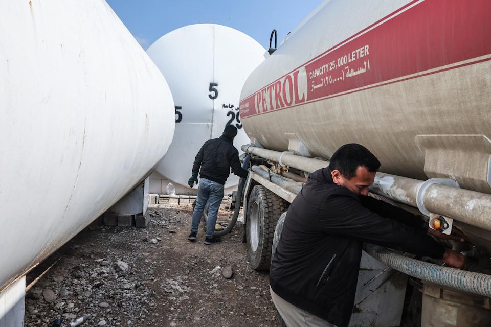 Iraq and Kurdistan Agree to Restart Oil Shipments Through Turkey