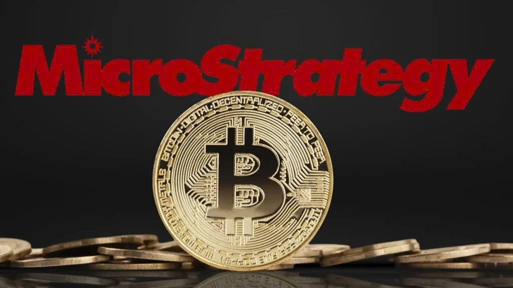 Saylor Hints at Massive Bitcoin Buy as MicroStrategy Amasses $2.2B Cash Pile