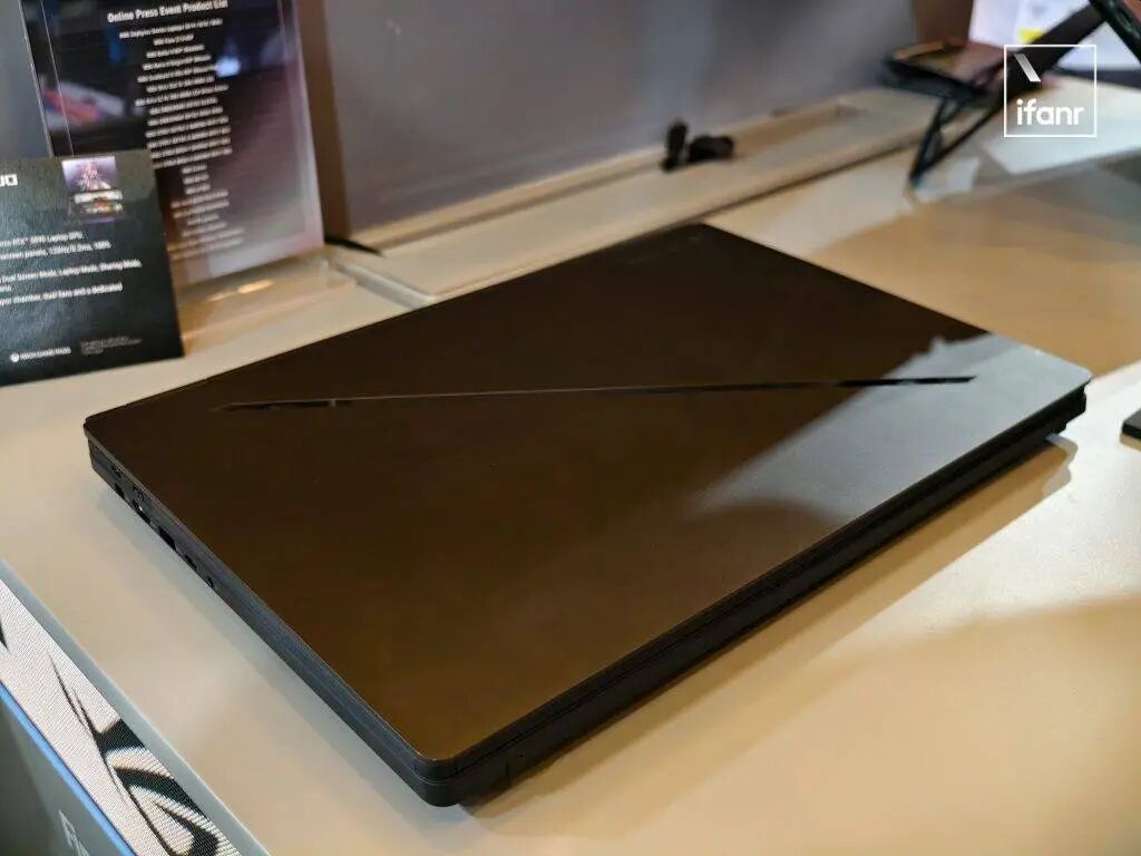 我玩上了华硕的「三折叠」电脑，发现它真挺好用的｜CES 2026 image 8