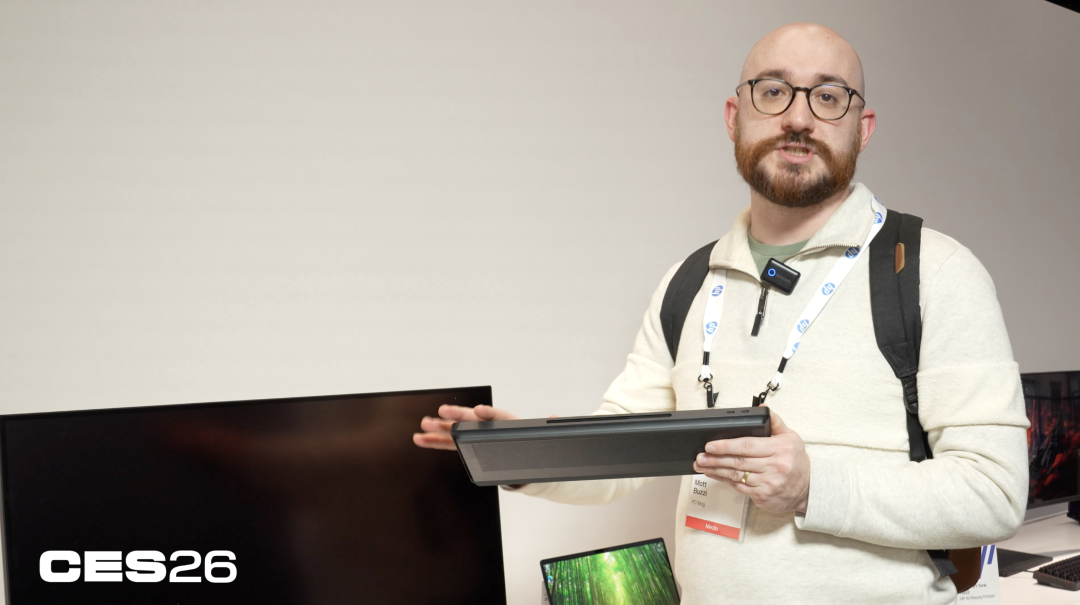 在 CES 上，我们看到了四十年前和四十年后的电脑｜CES 2026 image 7