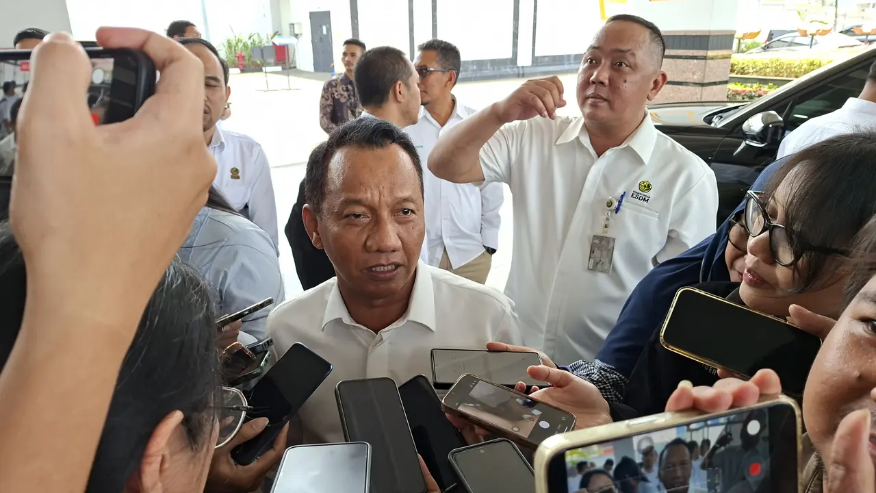 RKAB Bayan Resources Terbit, Kementerian ESDM Tegaskan Tak Terkait Haji Isam image 0