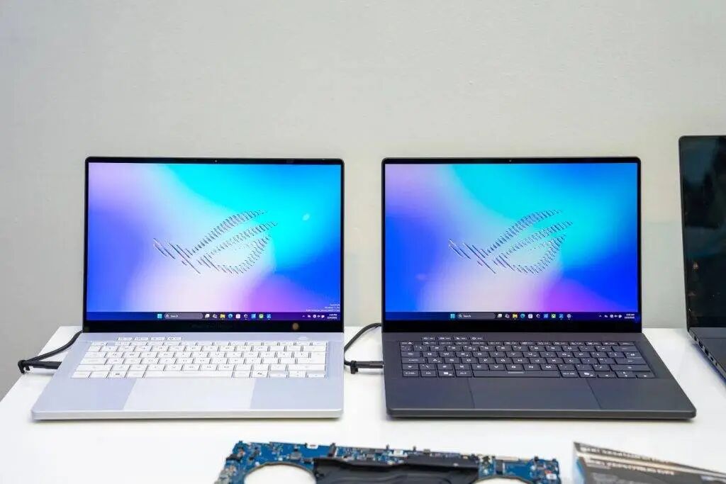 我玩上了华硕的「三折叠」电脑，发现它真挺好用的｜CES 2026 image 11