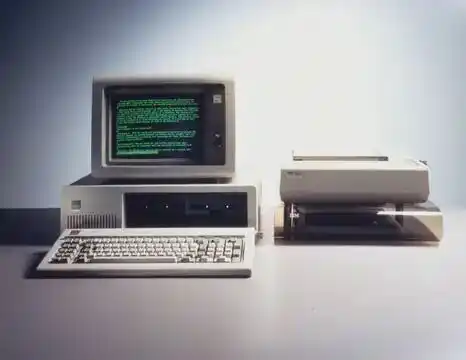 挺过大萧条和二战的IBM,在AI狂热期市值蒸发680亿美元 image 1