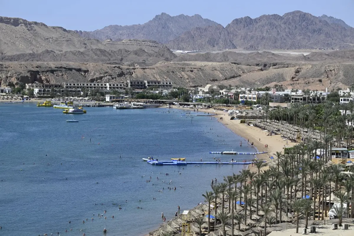 Iran Ancam Tutup Laut Merah, Harga Minyak Bisa Tembus US$ 200/Barel image 0
