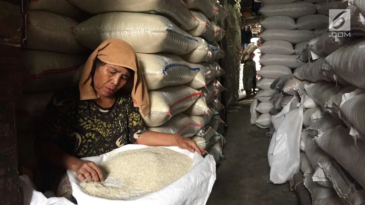 Harga Pangan Hari Ini: Beras, Gula, dan Minyak Terpantau Merangkak Naik image 0