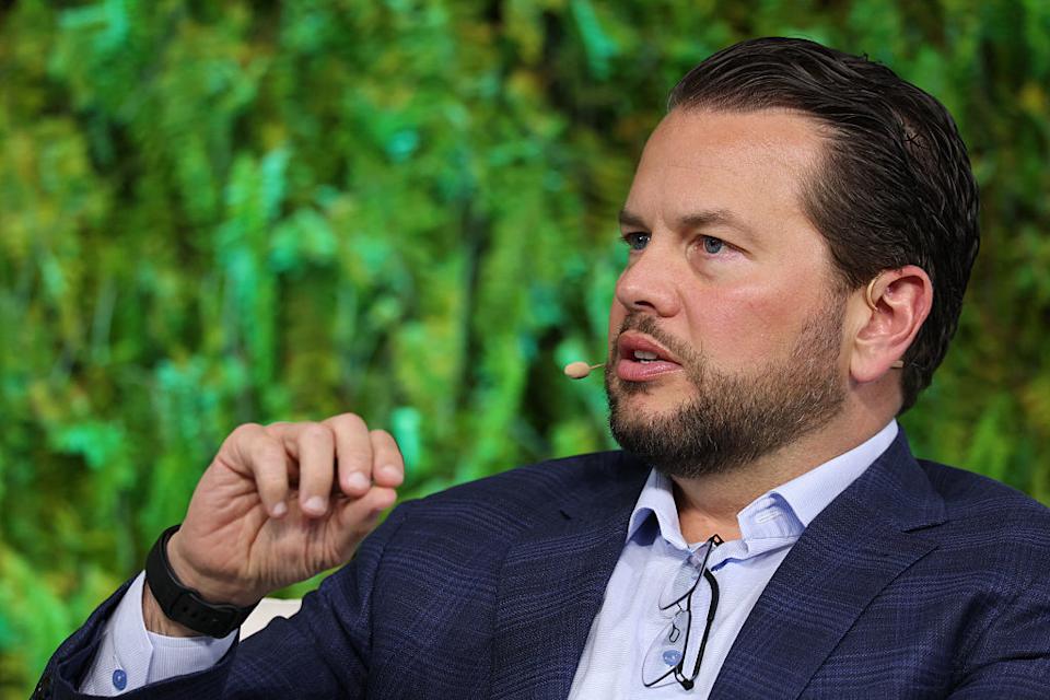 Activist investor Elliot acquires a $1 billion position in Pinterest, wagering on expansion fueled by artificial intelligence