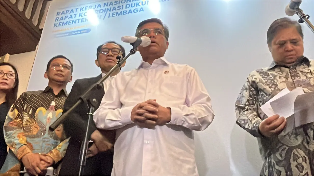 Menaker Dorong KEK Jadi Mesin Pencetak SDM Unggul Indonesia image 0