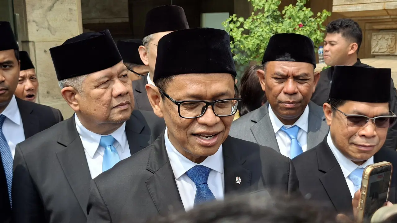 Minyak Dunia Melonjak, ESDM Beri Sinyal Penyesuaian Harga BBM Non-Subsidi image 0