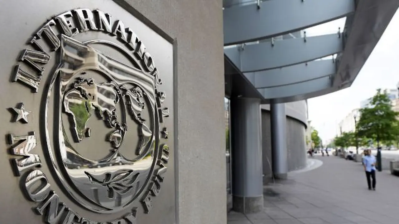 Pakistan Berpotensi Kantongi Rp 21,4 Triliun dari IMF image 0