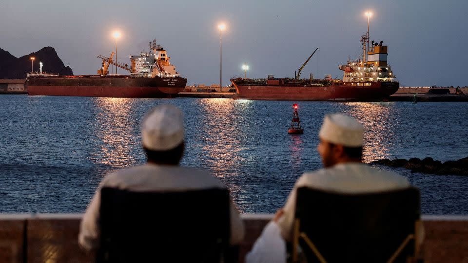 Why releasing oil reserves in emergencies won't resolve this situation