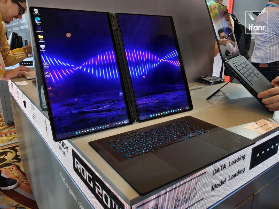 我玩上了华硕的「三折叠」电脑，发现它真挺好用的｜CES 2026 image 6