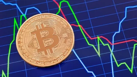 Bitcoin, Ethereum, XRP, Dogecoin Jump After Crypto Act Passes Key Senate Vote: Analyst Says BTC 'Positioned' For A Rebound Toward $86,000