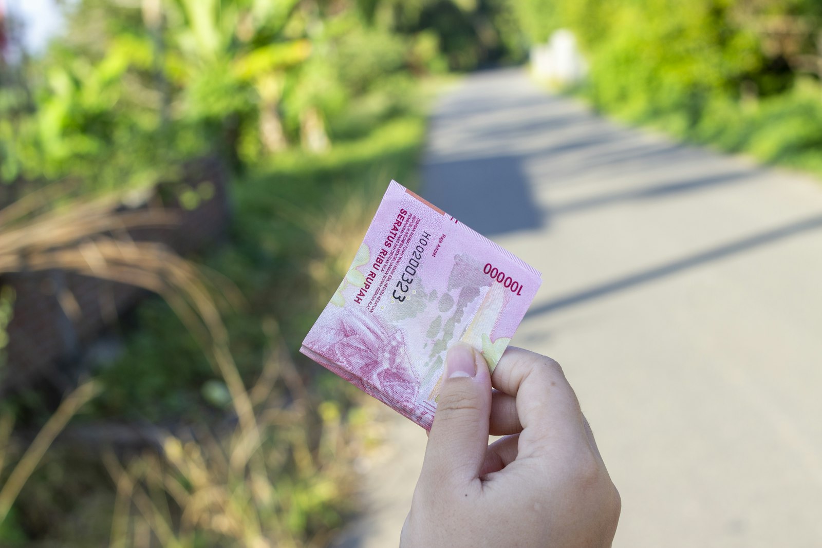 Kurs Rupiah Hari Ini 14 Juli 2026: Stagnan di Kisaran Rp18.100/USD image 1