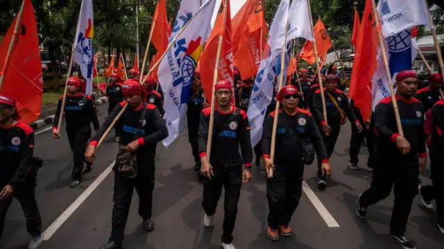 Buruh Usul UMP 2027 Naik 9,5%, Ini Simulasi Lengkap 38 Provinsi image 1
