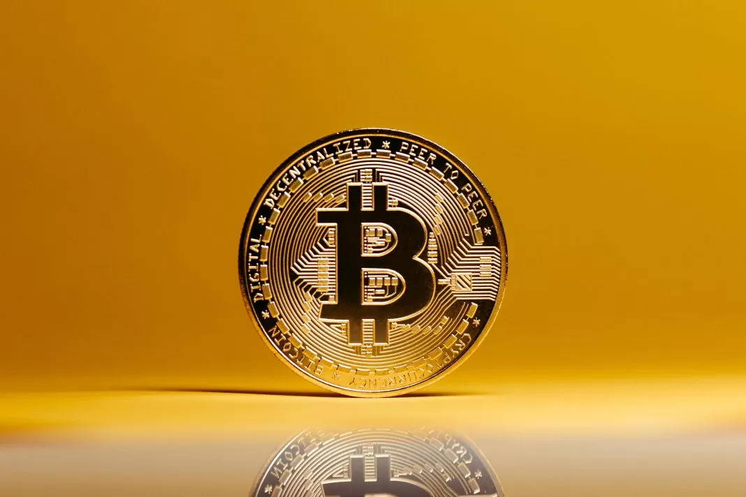 Bitcoin: Mức giá 73.000 đến 74.000 USD trong tầm tay, nhưng vẫn có khả năng giảm xuống dưới 50.000 USD image 0