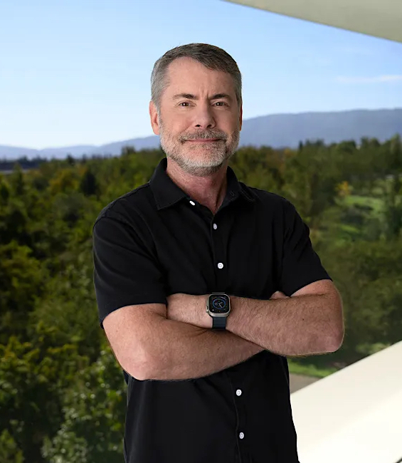 专访苹果副总裁：一个小红书博主，该用什么样的苹果工具？