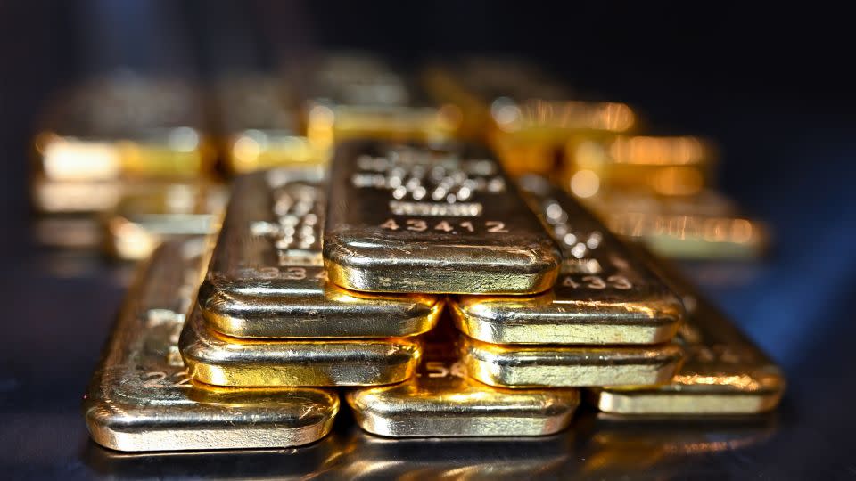 Gold is experiencing a terrible week due to a concerning cause