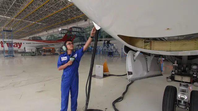 Pemerintah Bebaskan Bea Masuk Impor Suku Cadang Pesawat dan Bahan Baku LPG image 1