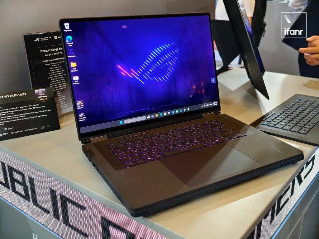 我玩上了华硕的「三折叠」电脑，发现它真挺好用的｜CES 2026 image 7