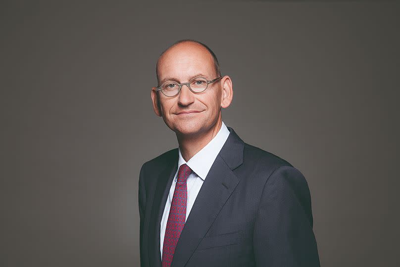 'Then the euro will slide!' Experts warn of prolonged war with Iran