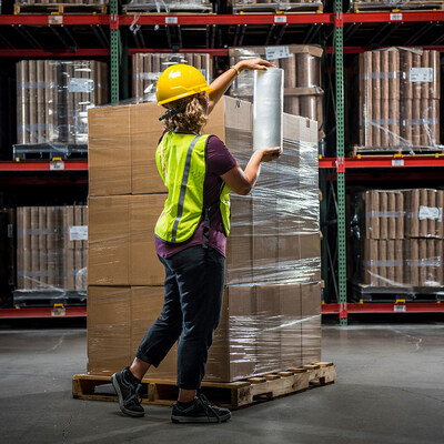 Amcor's Earth Sense Pro wins FPA award for advancing ultra-performance stretch hand film