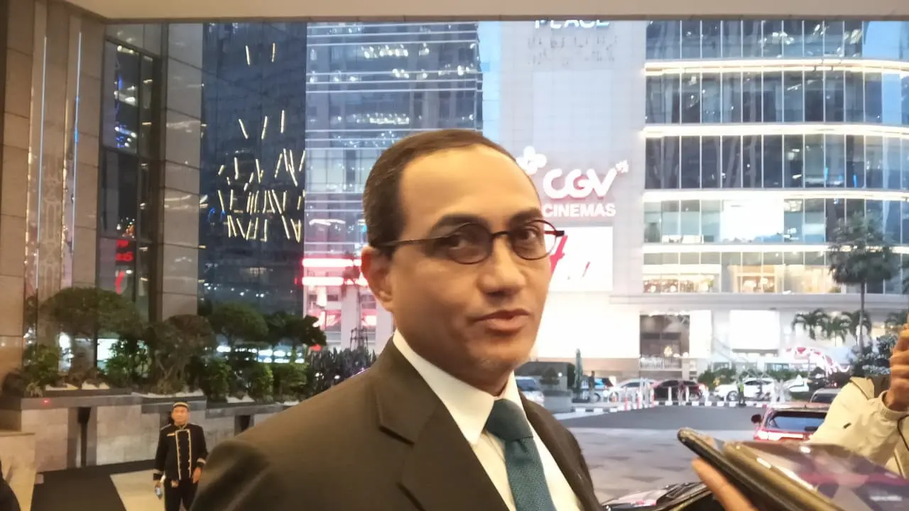 OJK Bongkar Skenario Demutualisasi BEI, Tegaskan Independensi Dijamin UU image 0
