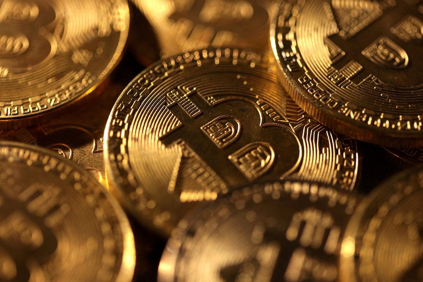 Morgan Stanley protocola os primeiros ETFs de Bitcoin e Solana, abrindo as portas de Wall Street para as criptomoedas