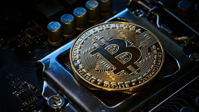 Bitcoin Nears ‘Historic’ Technical Test As Price Eyes $93,500 Barrier – What’s Next? image 1