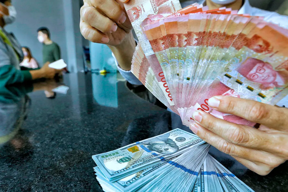 Proyeksi Rupiah Senin 20 Juli 2026, Berpotensi Sentuh 17.870 image 0
