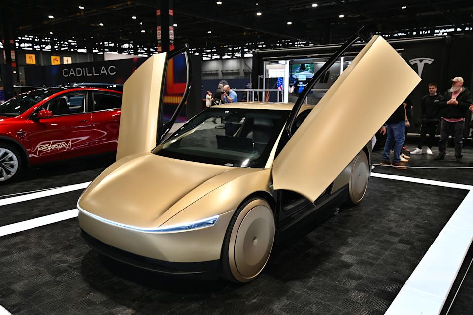 Tesla: While large institutions are offloading shares, individual investors are increasingly buying in image