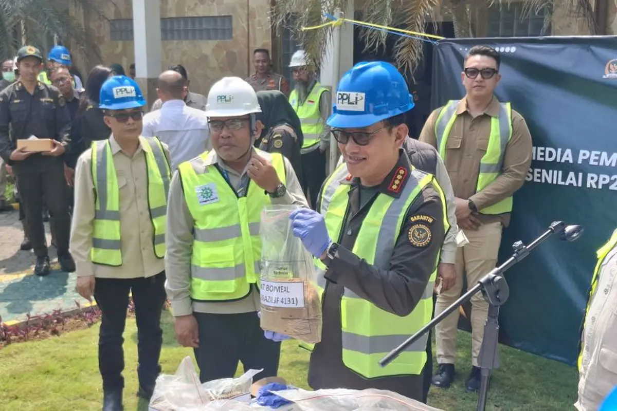 Badan Karantina Musnahkan 312 Ton Bahan Pakan Ternak Mengandung Babi image 0