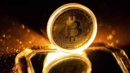 ヴァンエック、ビットコインの降伏指標12中8点灯と分析