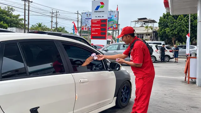 Antrean BBM Mengular di Sulut, Pertamina Tambah Pasokan Pertalite 30% image 1