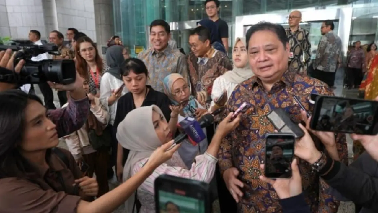 Airlangga Sebut Ada 800 Ribu Penjual Video Commerce image 0